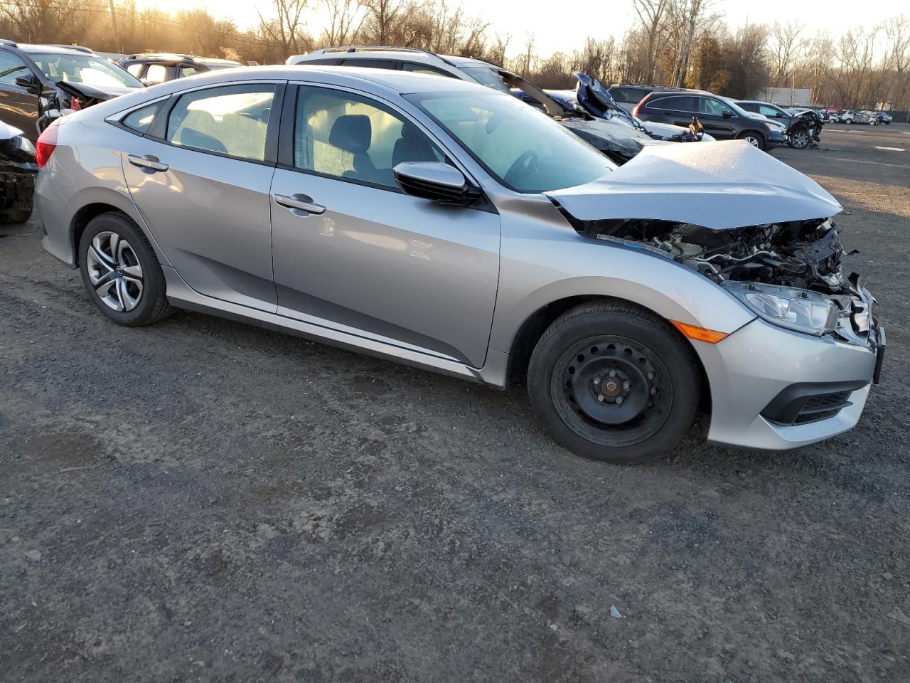 2017 HONDA CIVIC LX - Image 4