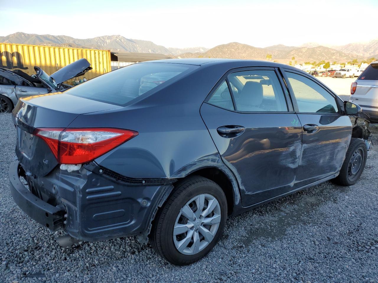 2016 TOYOTA COROLLA L - Фото 3