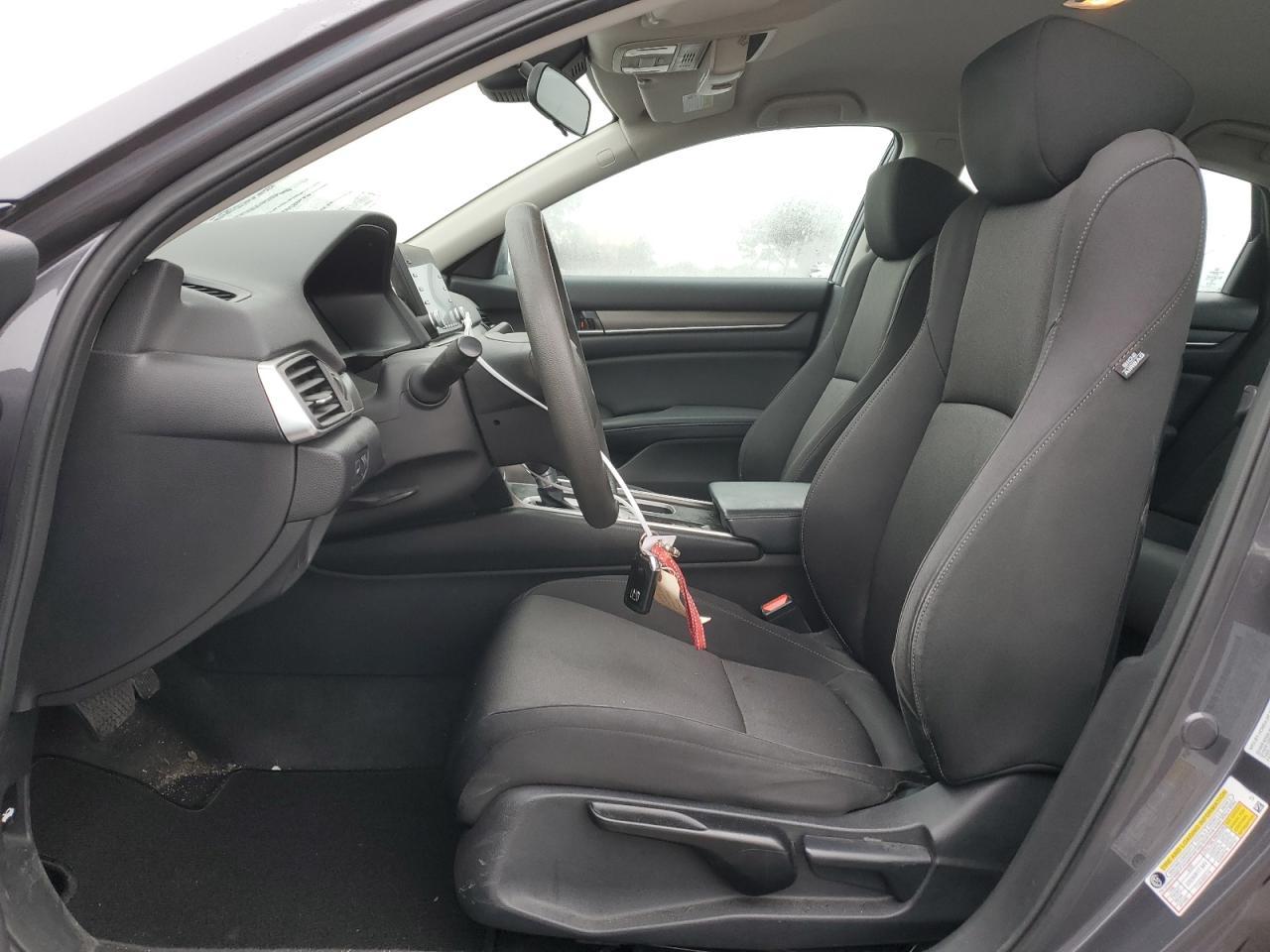 2018 HONDA ACCORD LX - Image 7