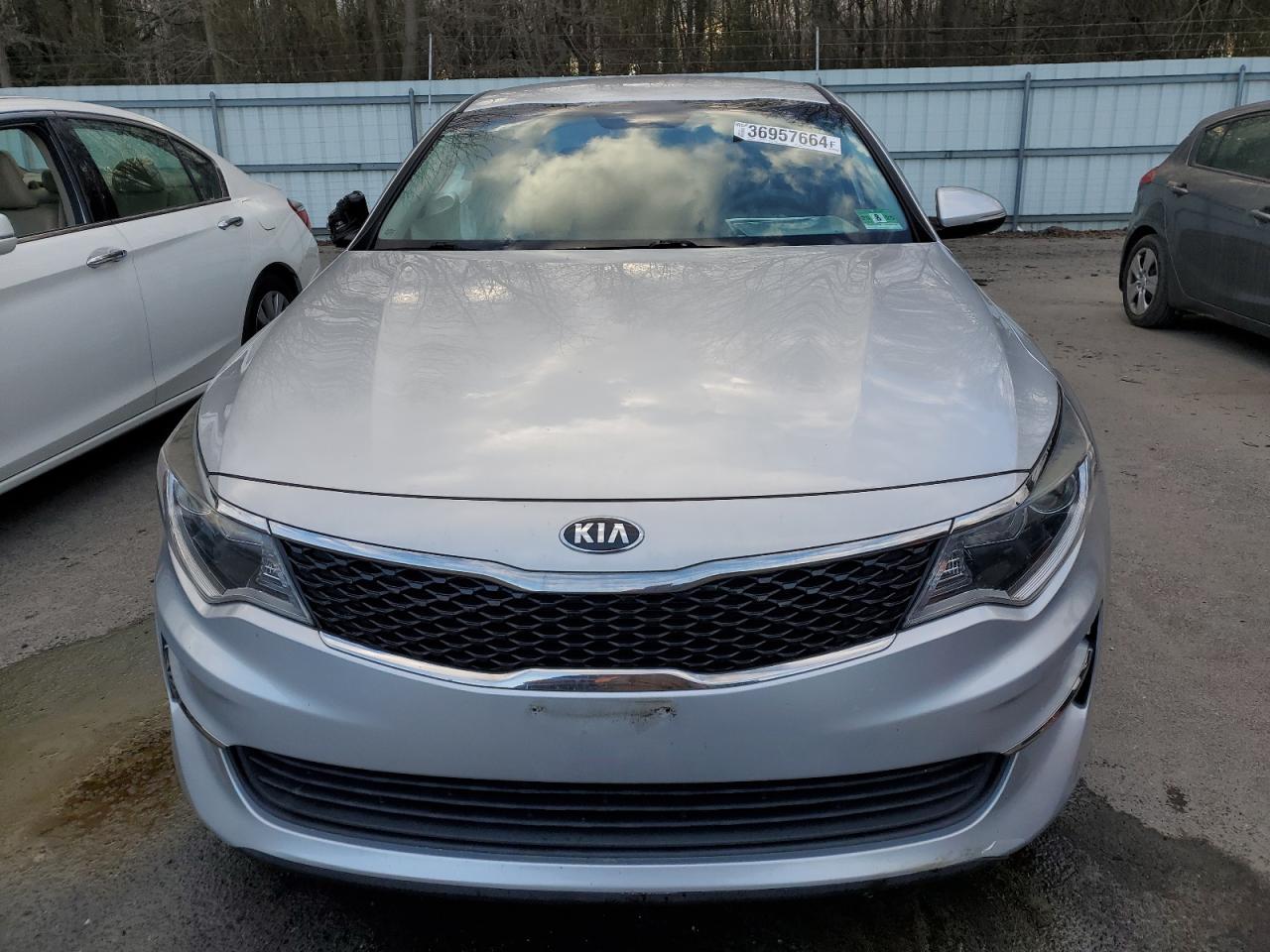 2016 KIA OPTIMA LX - Image 5
