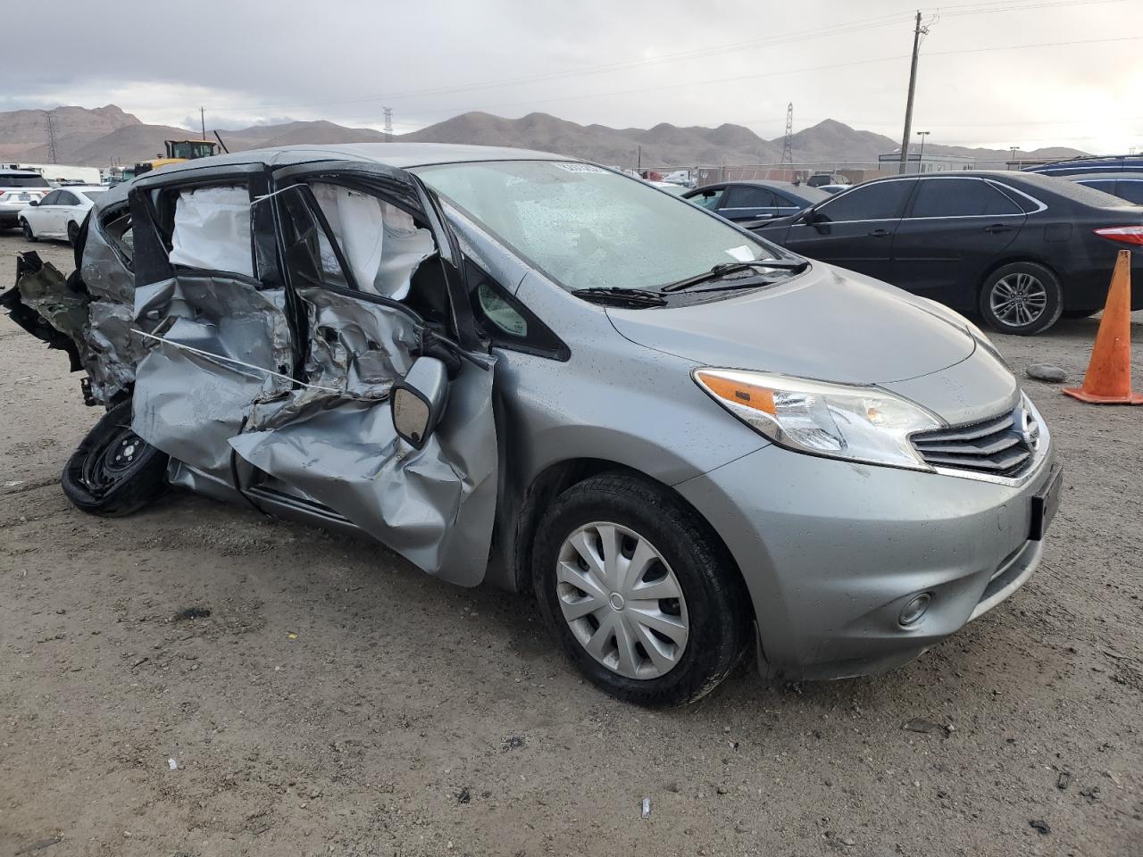 2015 NISSAN VERSA NOTE - Фото 4