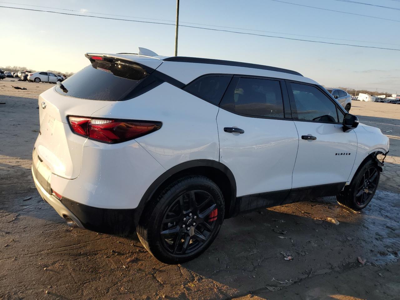 2022 CHEVROLET BLAZER 2LT - Image 3
