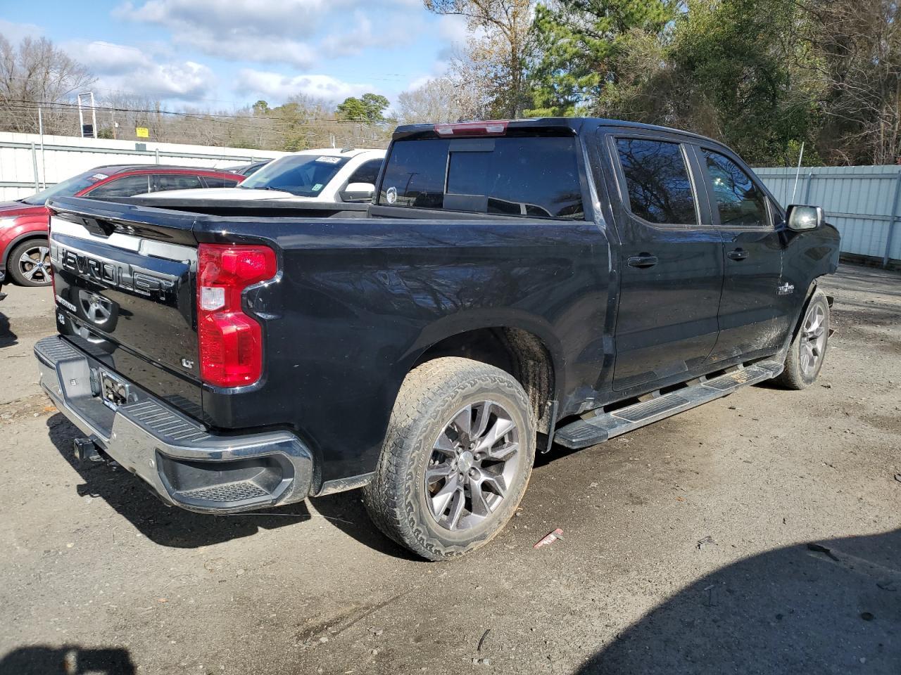 2021 CHEVROLET SILVERADO - Image 3