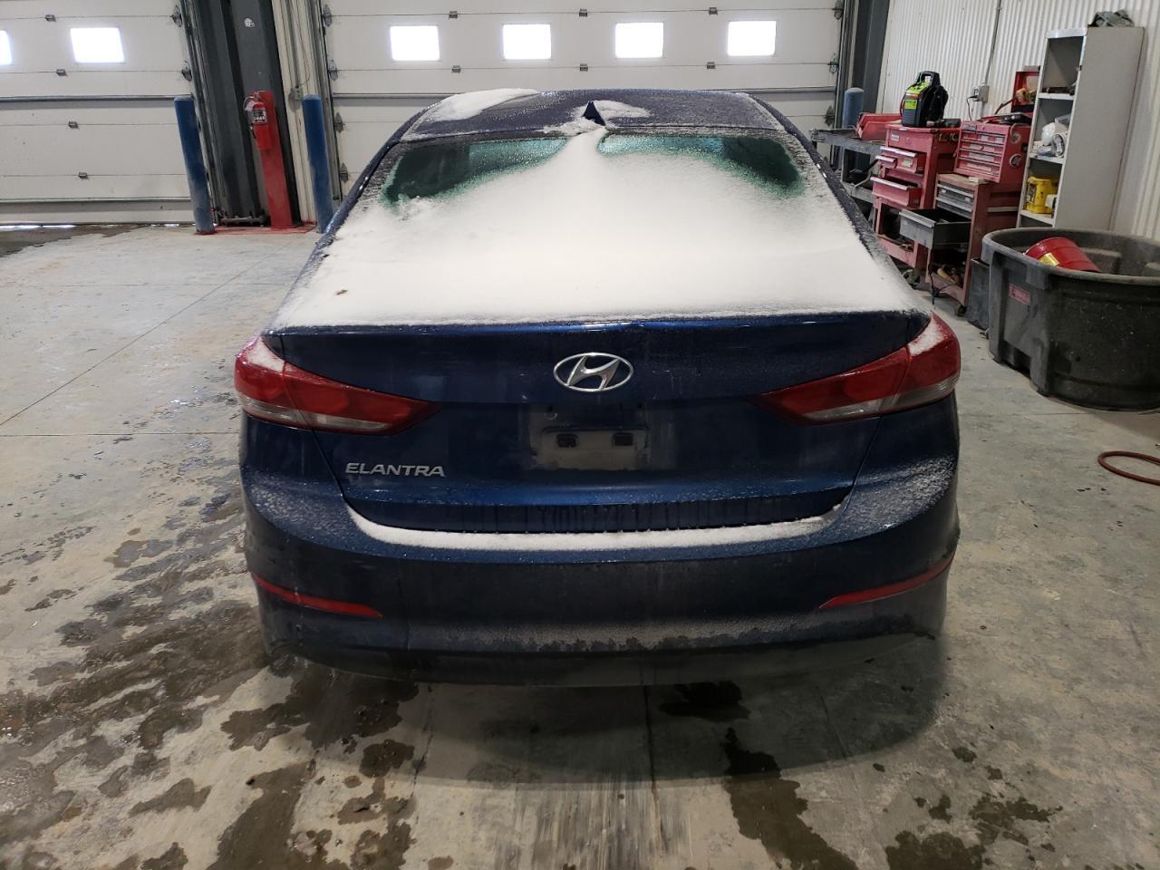 2017 HYUNDAI ELANTRA SE - Фото 6