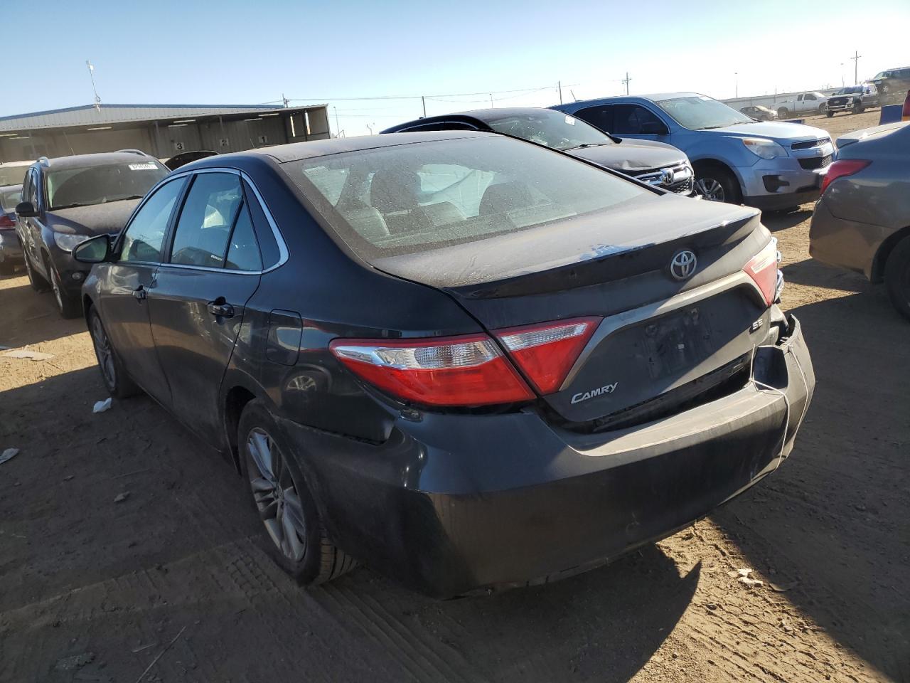 2015 TOYOTA CAMRY LE - Фото 2