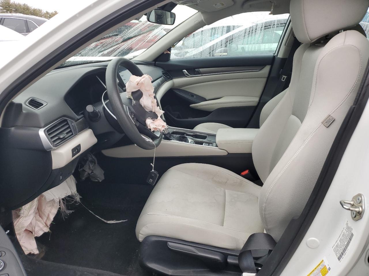 2018 HONDA ACCORD LX - Фото 7