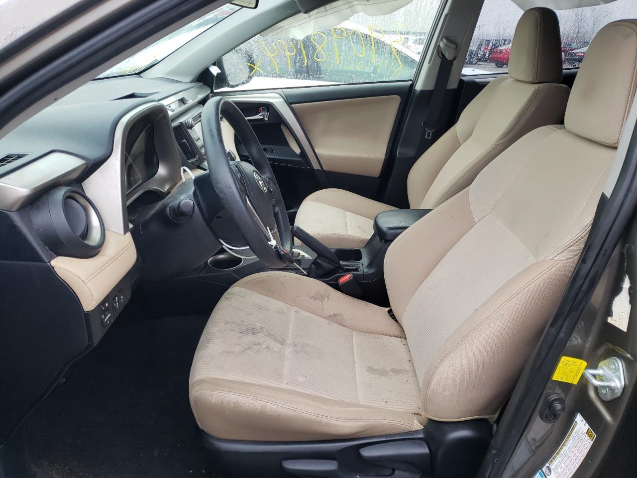 2015 TOYOTA RAV4 XLE - Фото 7