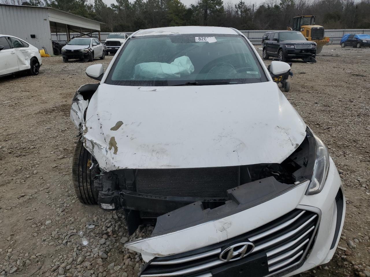 2018 HYUNDAI ELANTRA SE - Image 5