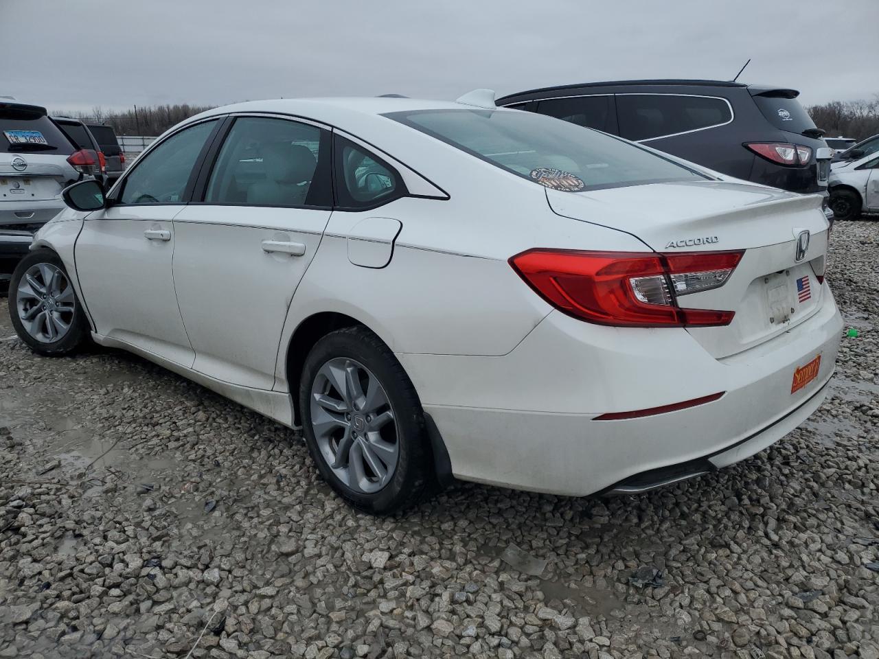 2018 HONDA ACCORD LX - Фото 2