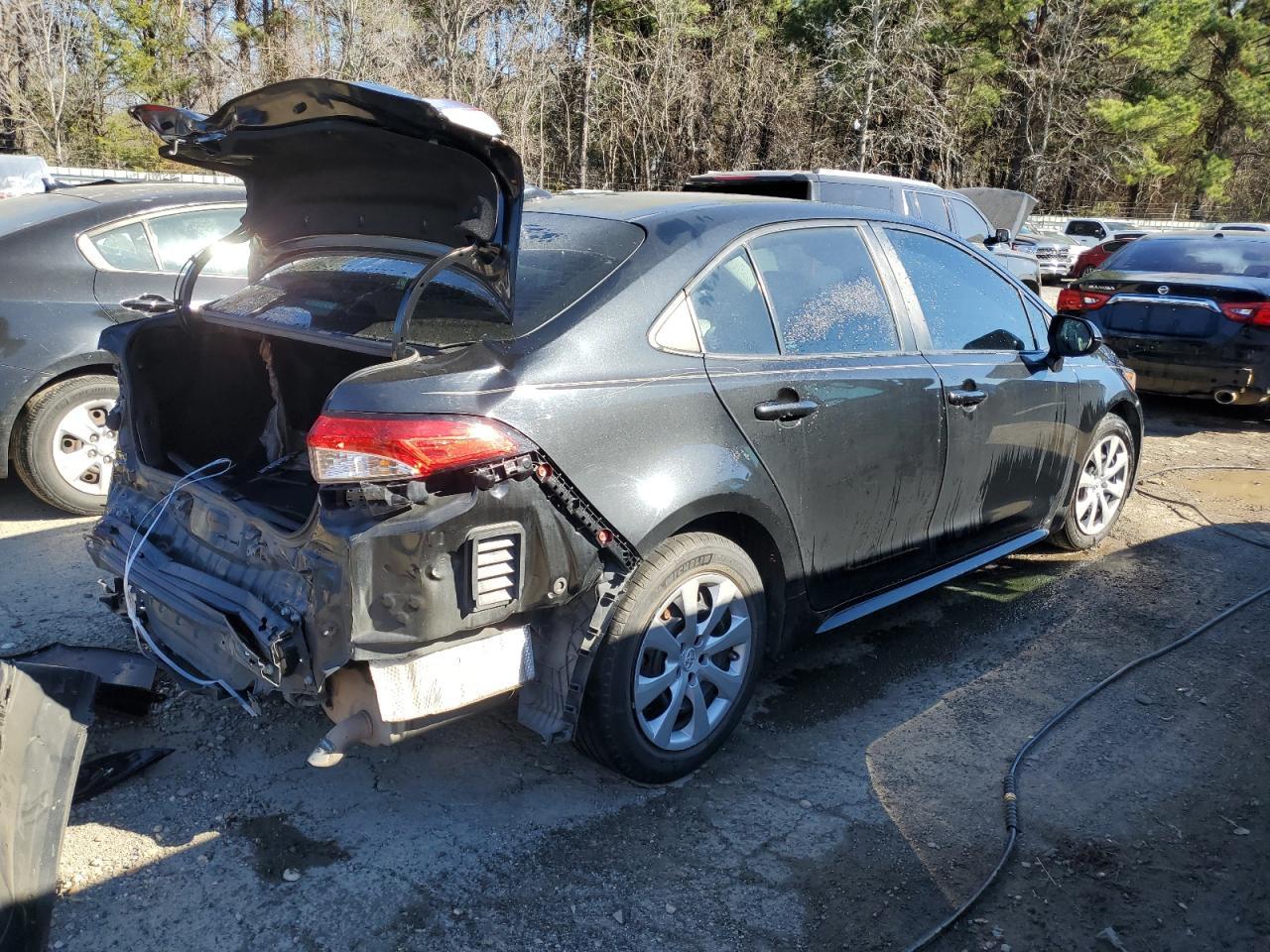 2021 TOYOTA COROLLA LE - Фото 3