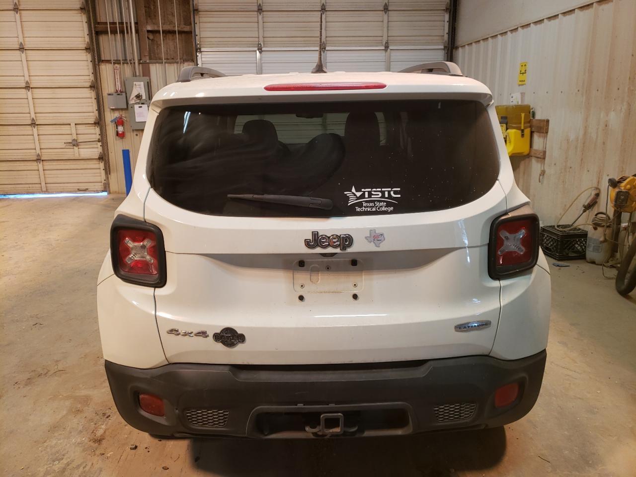 2016 JEEP RENEGADE L - Фото 6
