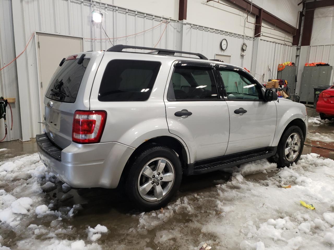 2012 FORD ESCAPE XLT - Фото 3