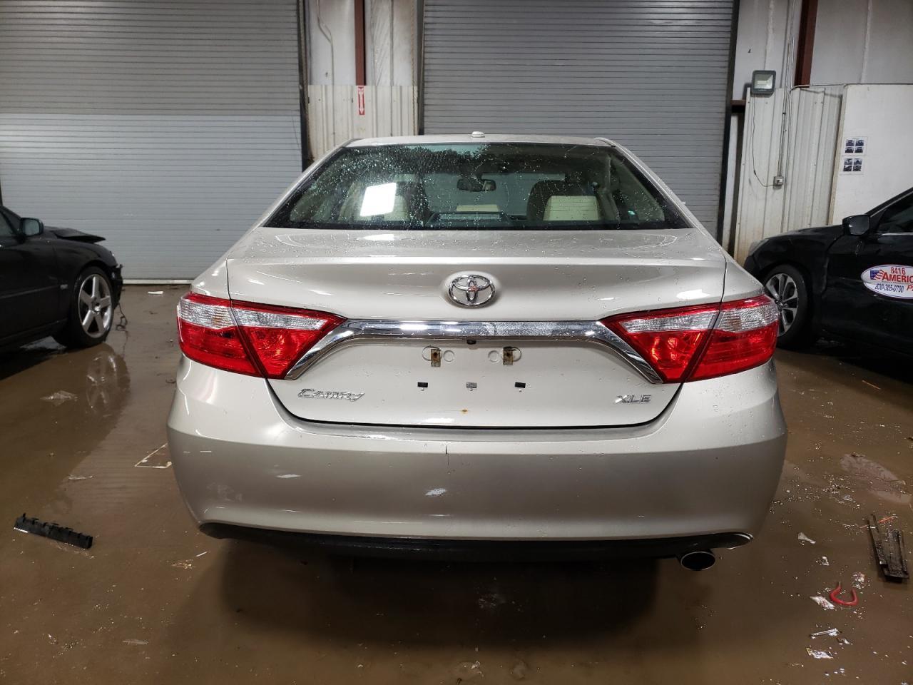 2016 TOYOTA CAMRY LE - Фото 6