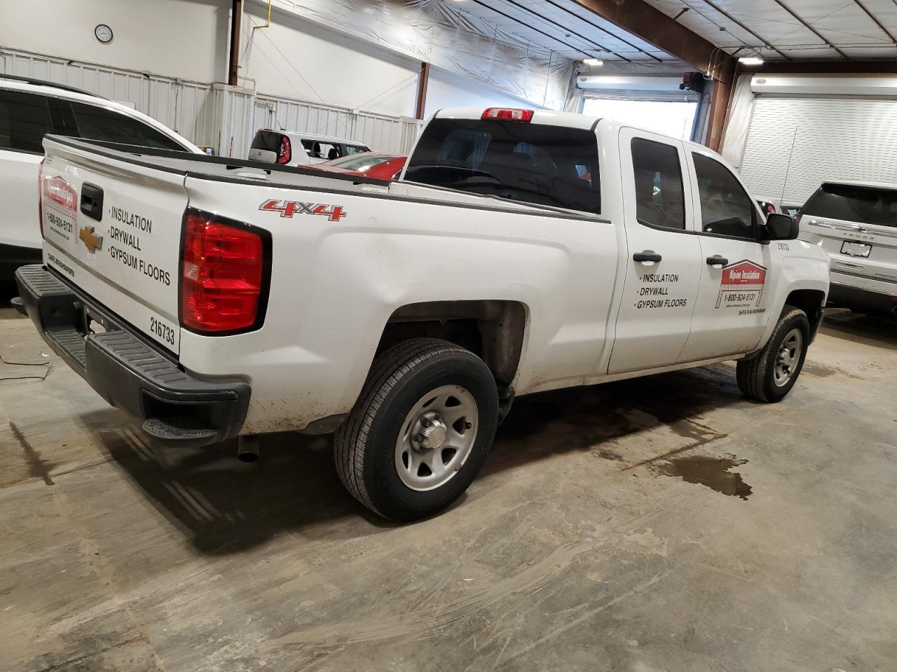 2017 CHEVROLET SILVERADO - Image 3