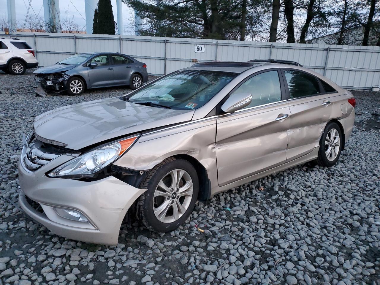 2011 HYUNDAI SONATA SE