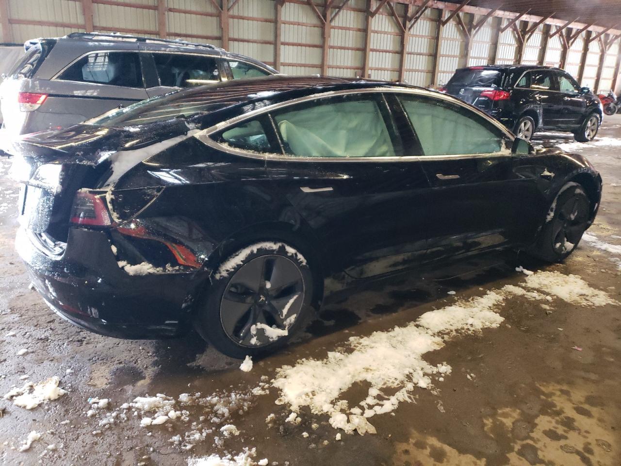 2019 TESLA MODEL 3 - Image 3