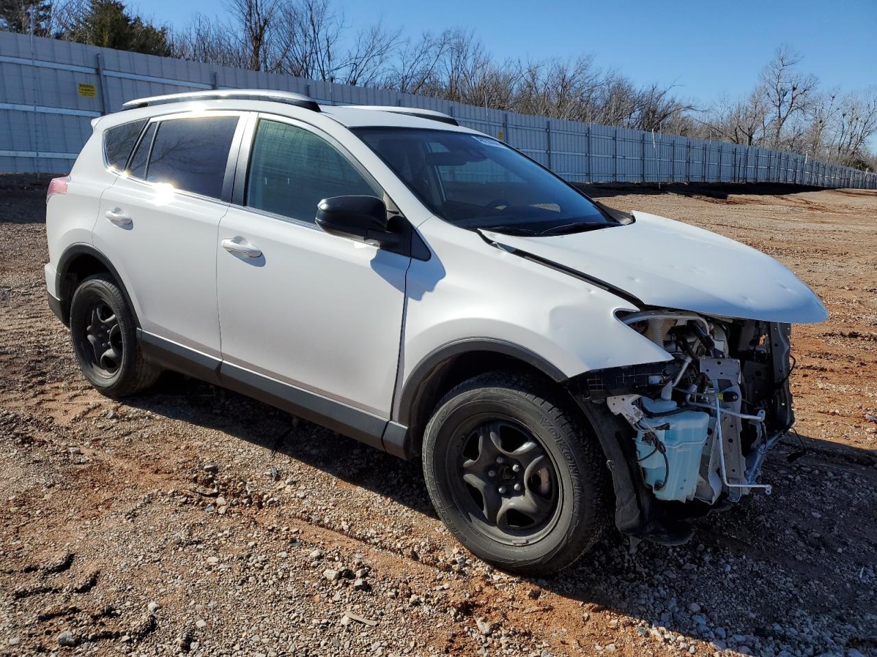 2018 TOYOTA RAV4 LE - Image 4