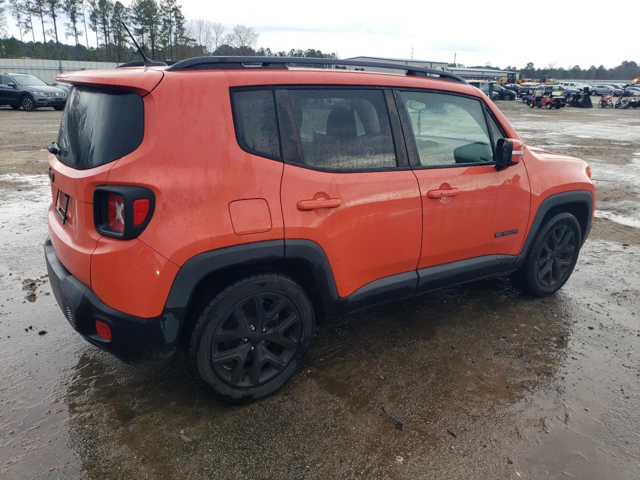 2017 JEEP RENEGADE L - Image 3