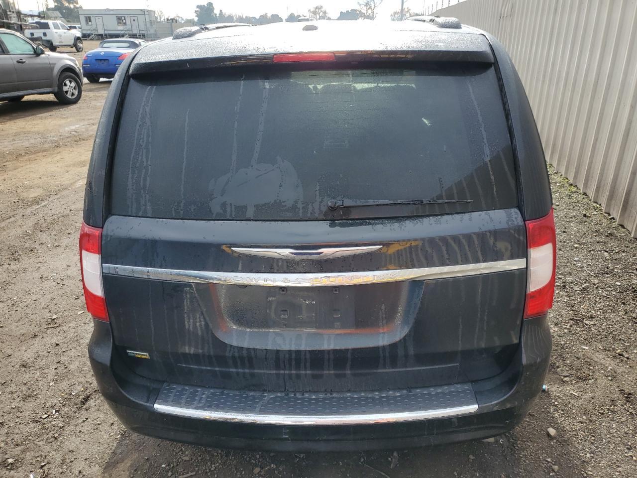 2014 CHRYSLER TOWN & COU - Фото 6