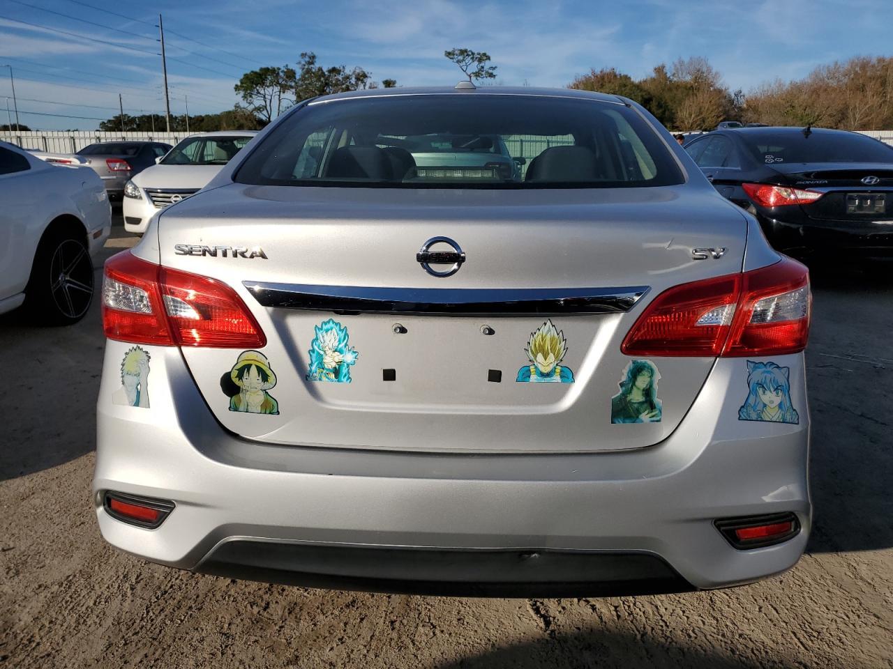 2017 NISSAN SENTRA S - Фото 6