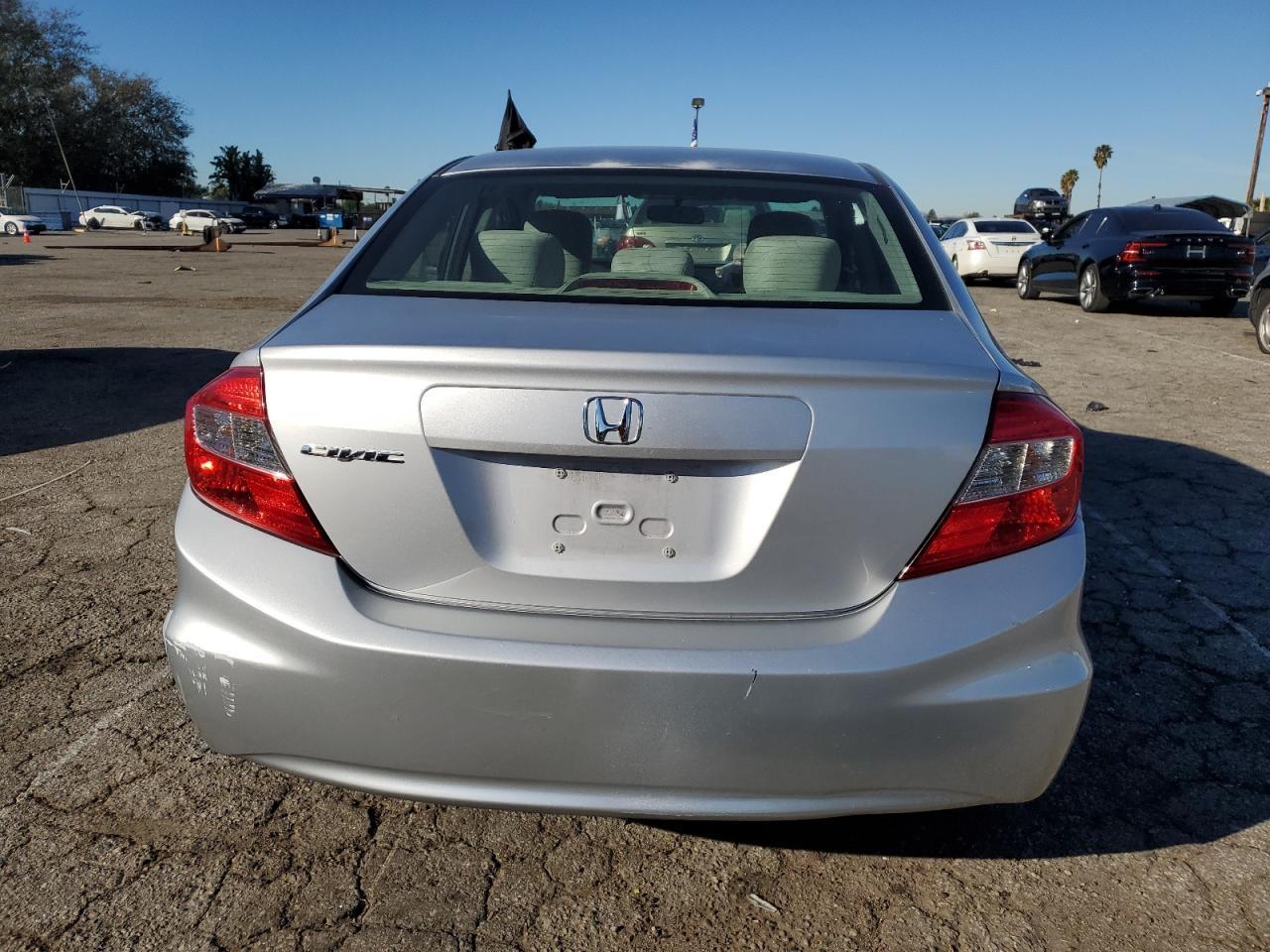 2012 HONDA CIVIC LX - Фото 6
