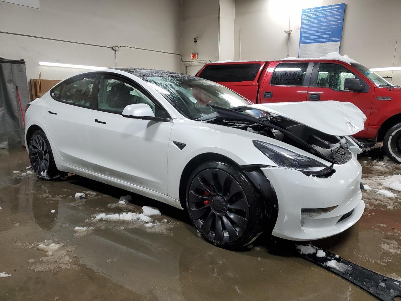 2023 TESLA MODEL 3 - Фото 4
