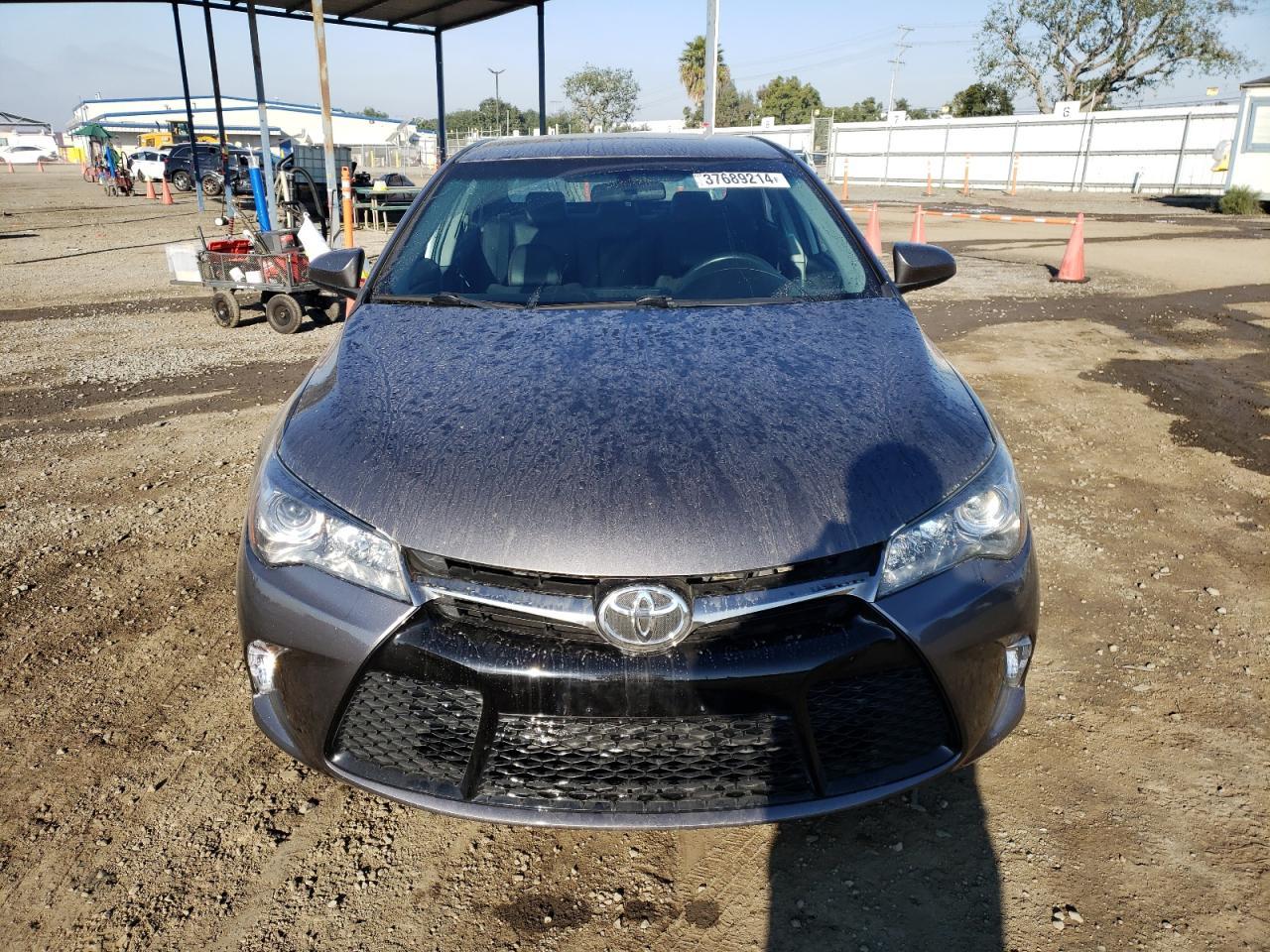 2016 TOYOTA CAMRY LE X - Фото 5