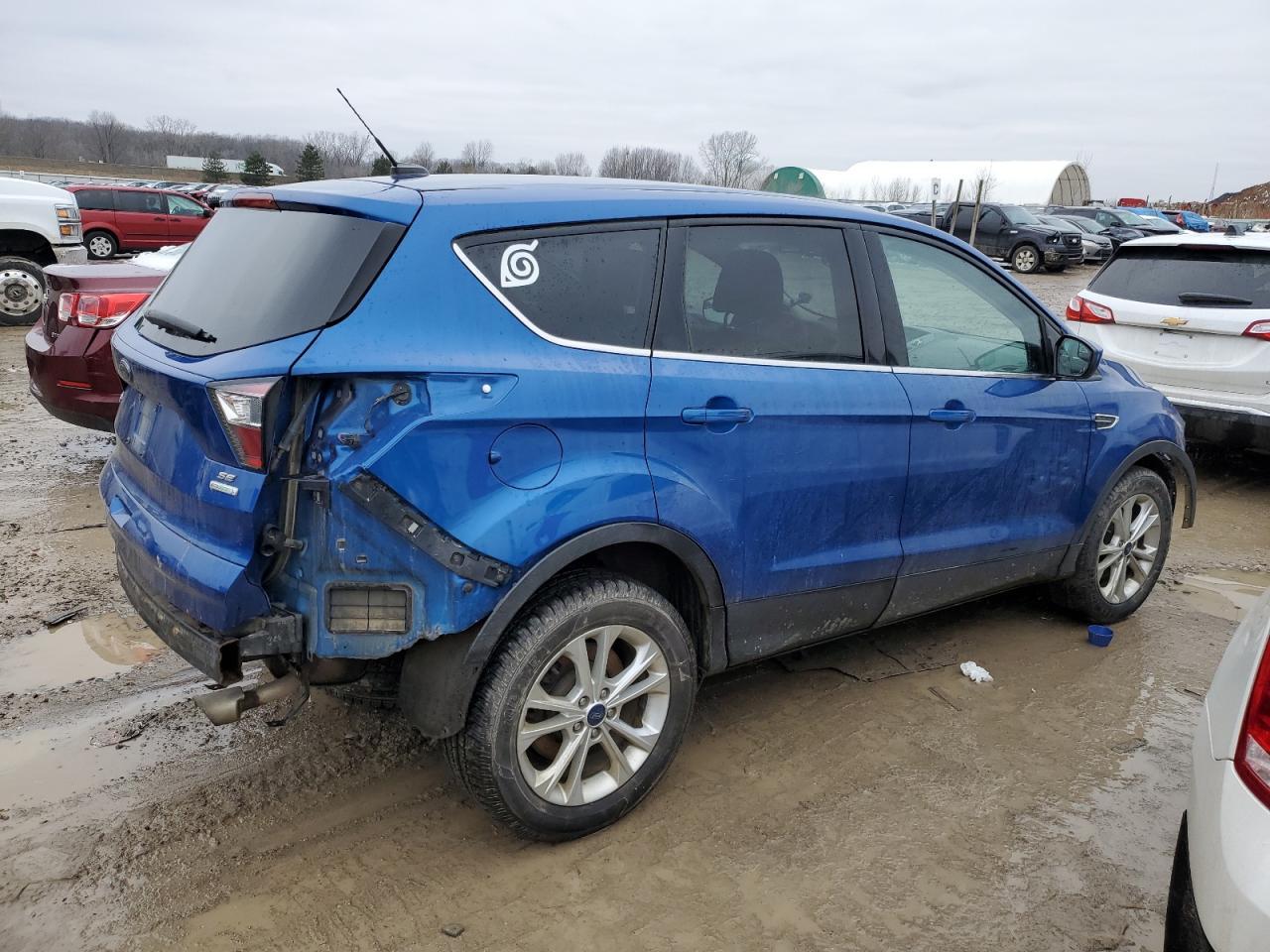2017 FORD ESCAPE SE - Image 3