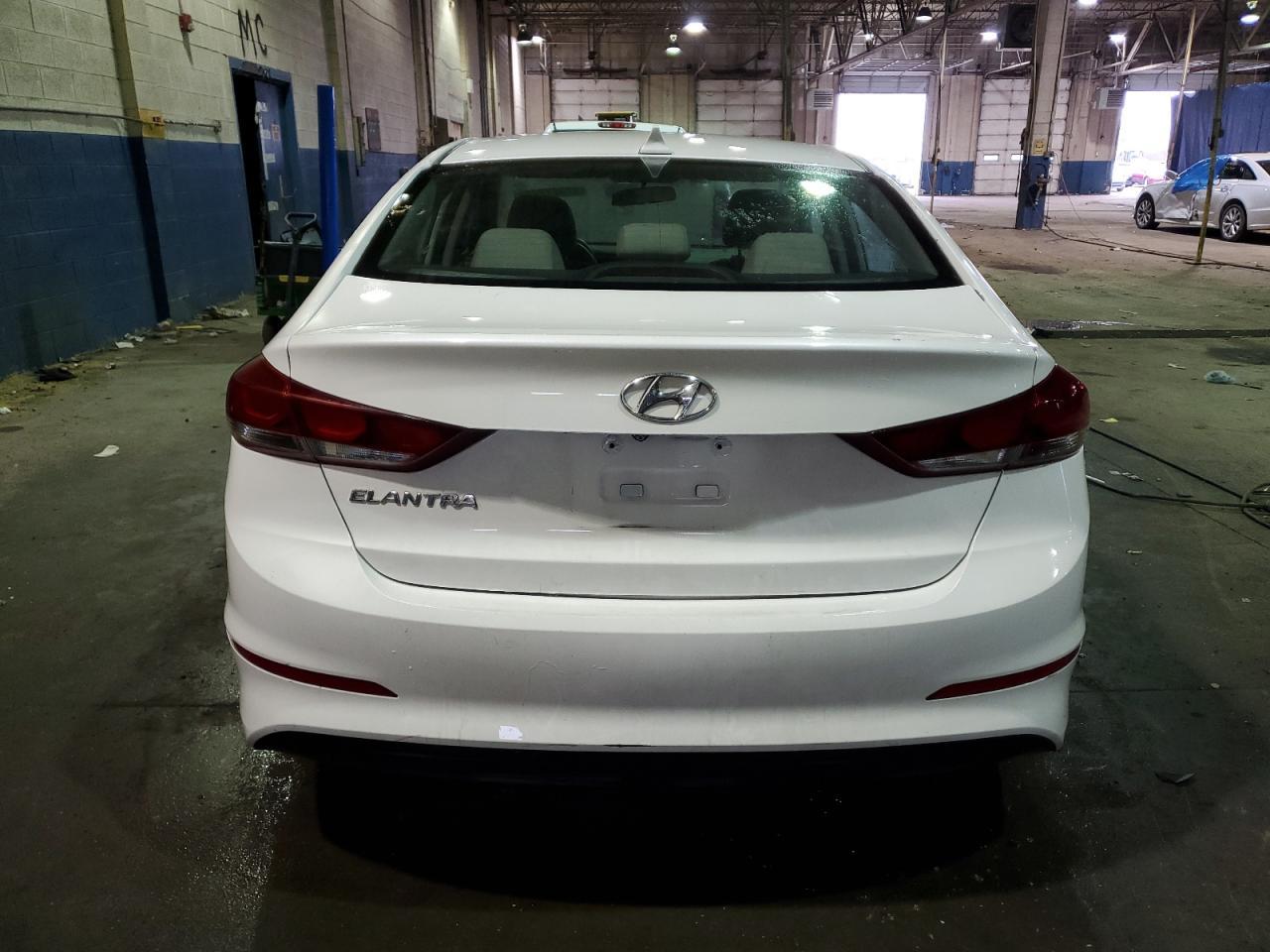 2017 HYUNDAI ELANTRA SE - Image 6