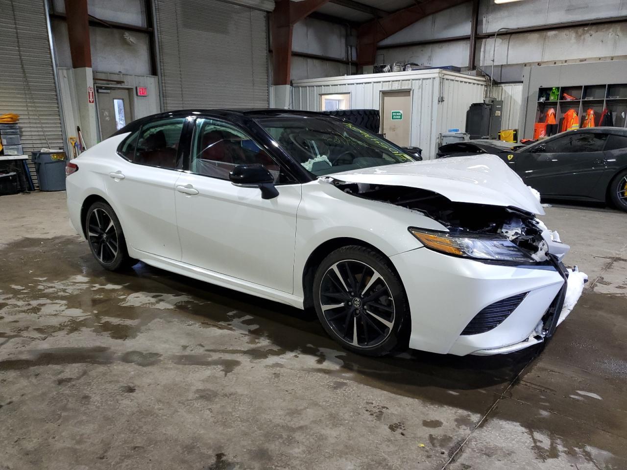 2019 TOYOTA CAMRY XSE - Image 4