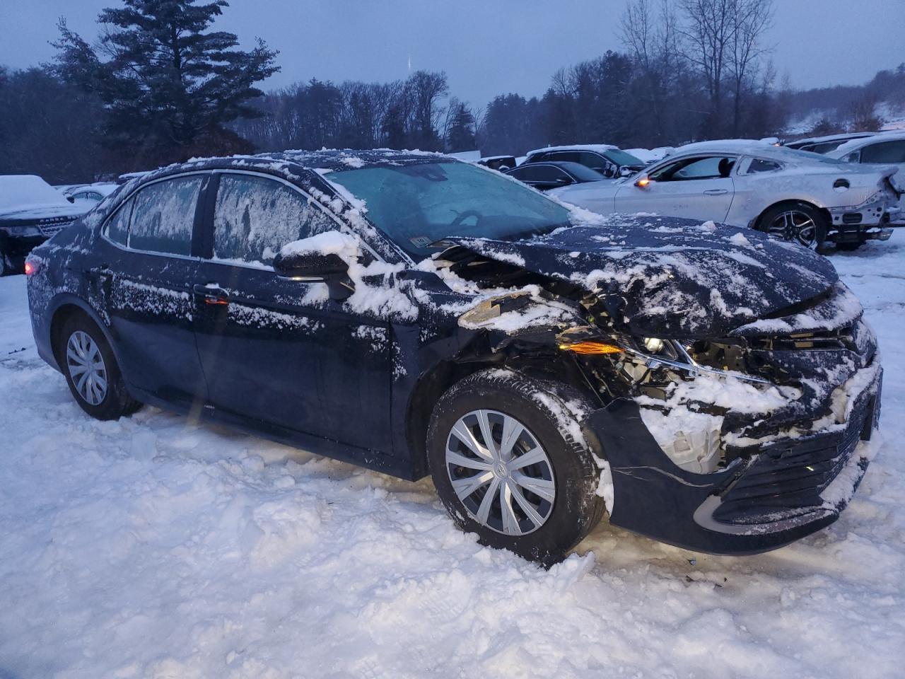 2023 TOYOTA CAMRY LE - Image 4