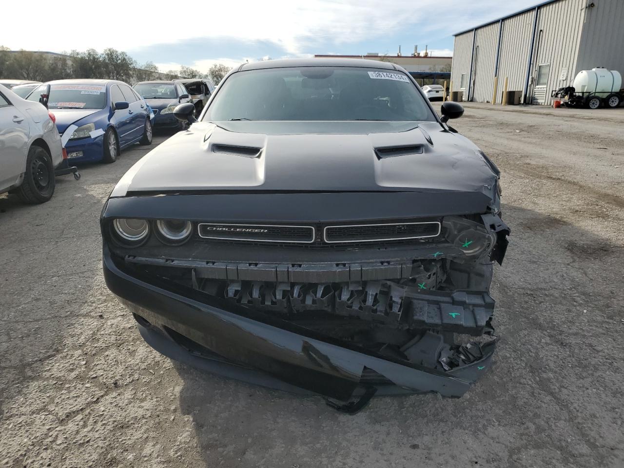 2016 DODGE CHALLENGER - Image 5