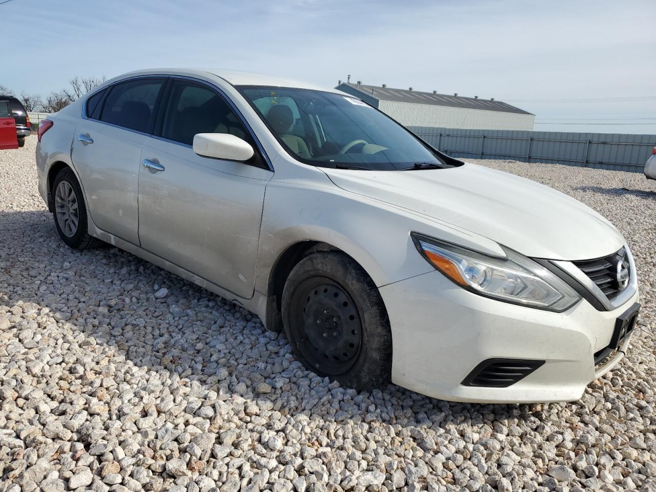 2017 NISSAN ALTIMA 2.5 - Image 4