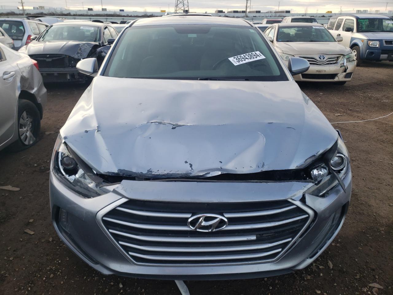 2017 HYUNDAI ELANTRA SE - Фото 5