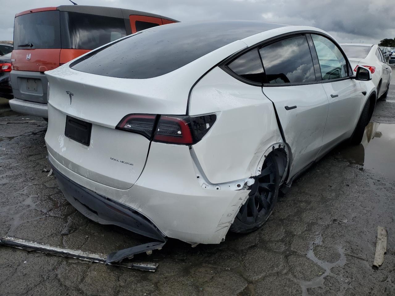 2022 TESLA MODEL Y - Image 3