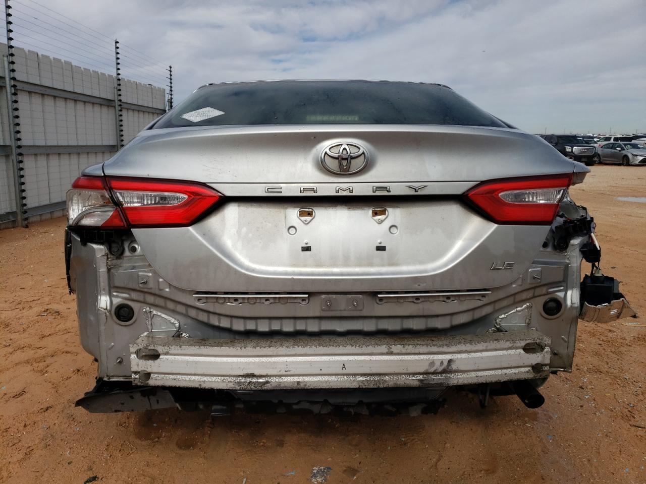 2018 TOYOTA CAMRY L - Image 6