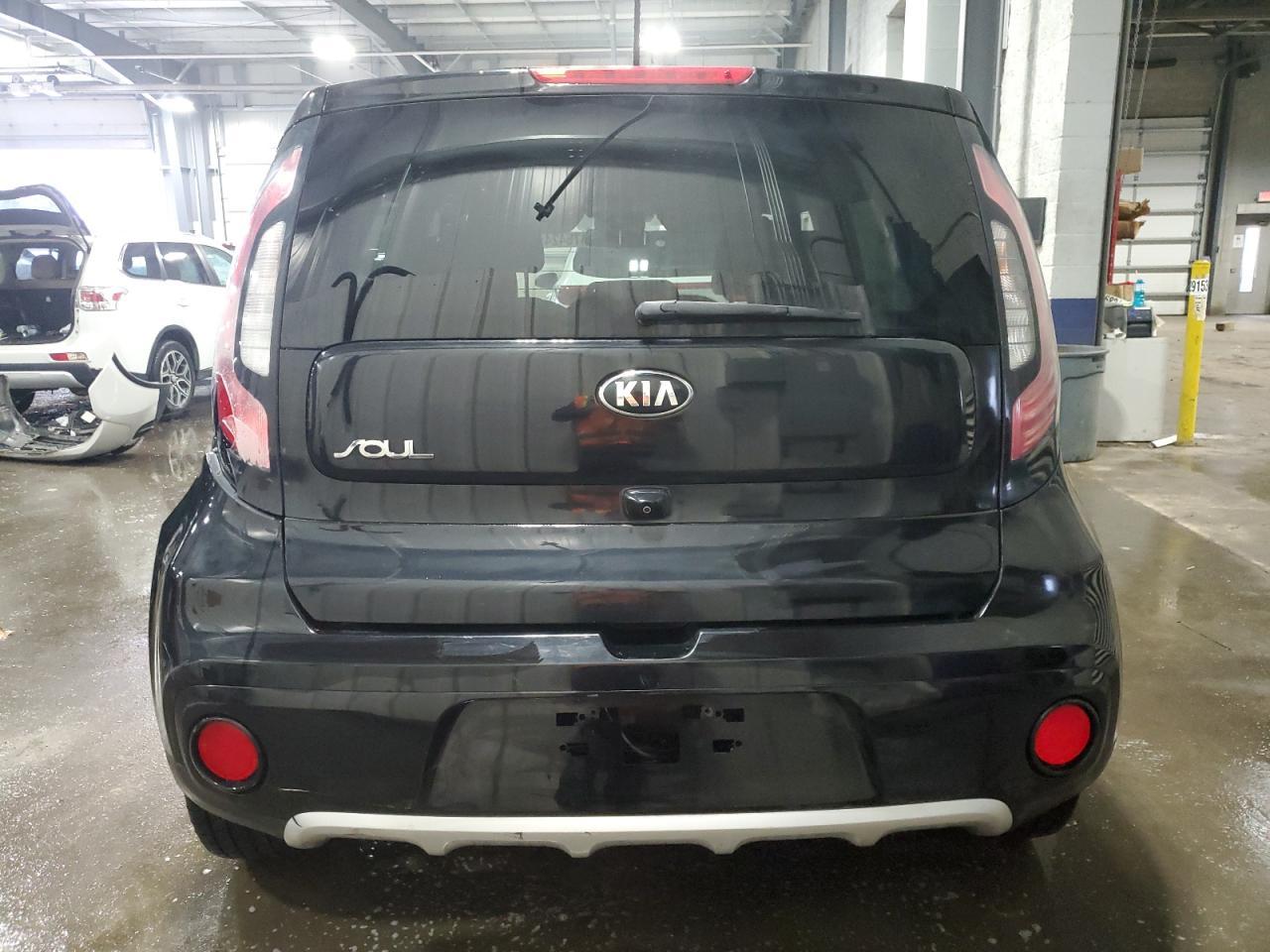 2017 KIA SOUL + - Фото 6