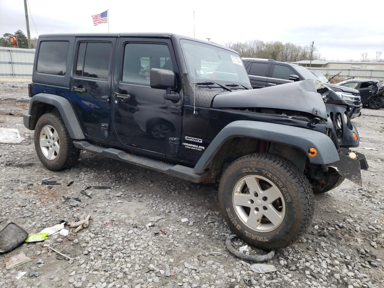 2012 JEEP WRANGLER U - Image 4