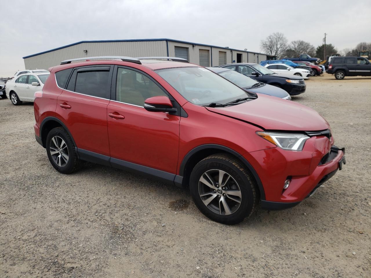 2017 TOYOTA RAV4 XLE - Фото 4