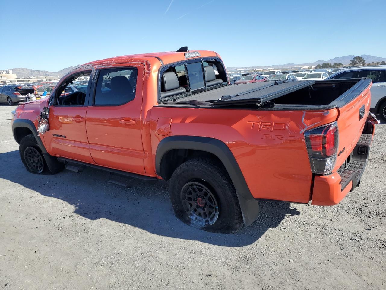 2023 TOYOTA TACOMA DOU - Фото 2