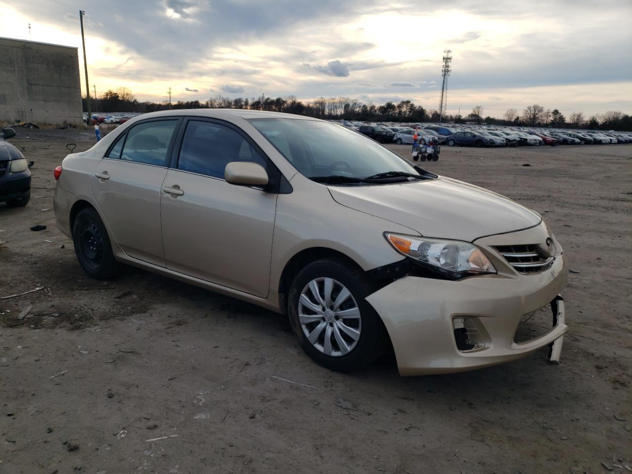 2013 TOYOTA COROLLA BA - Image 4