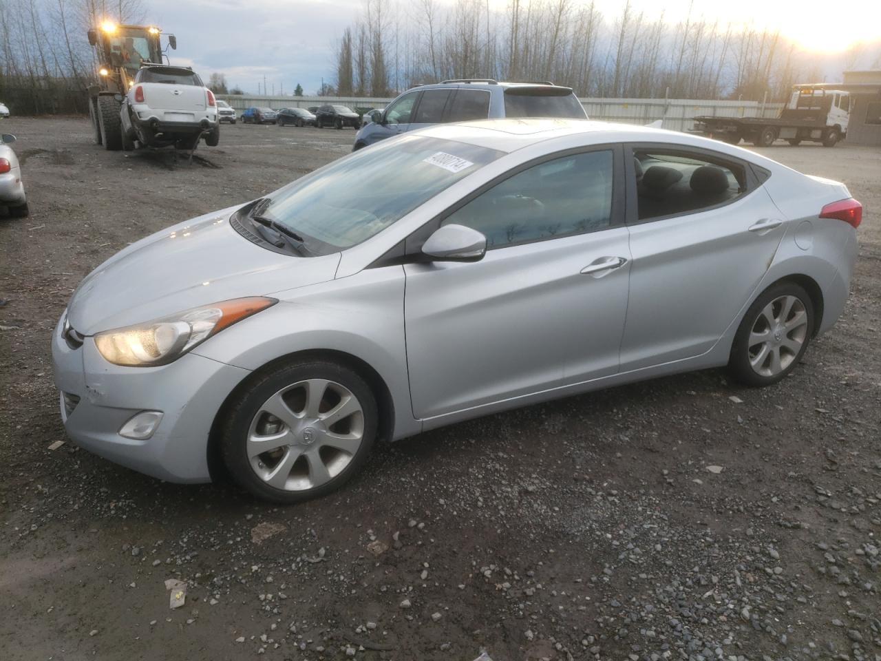 2013 HYUNDAI ELANTRA GL