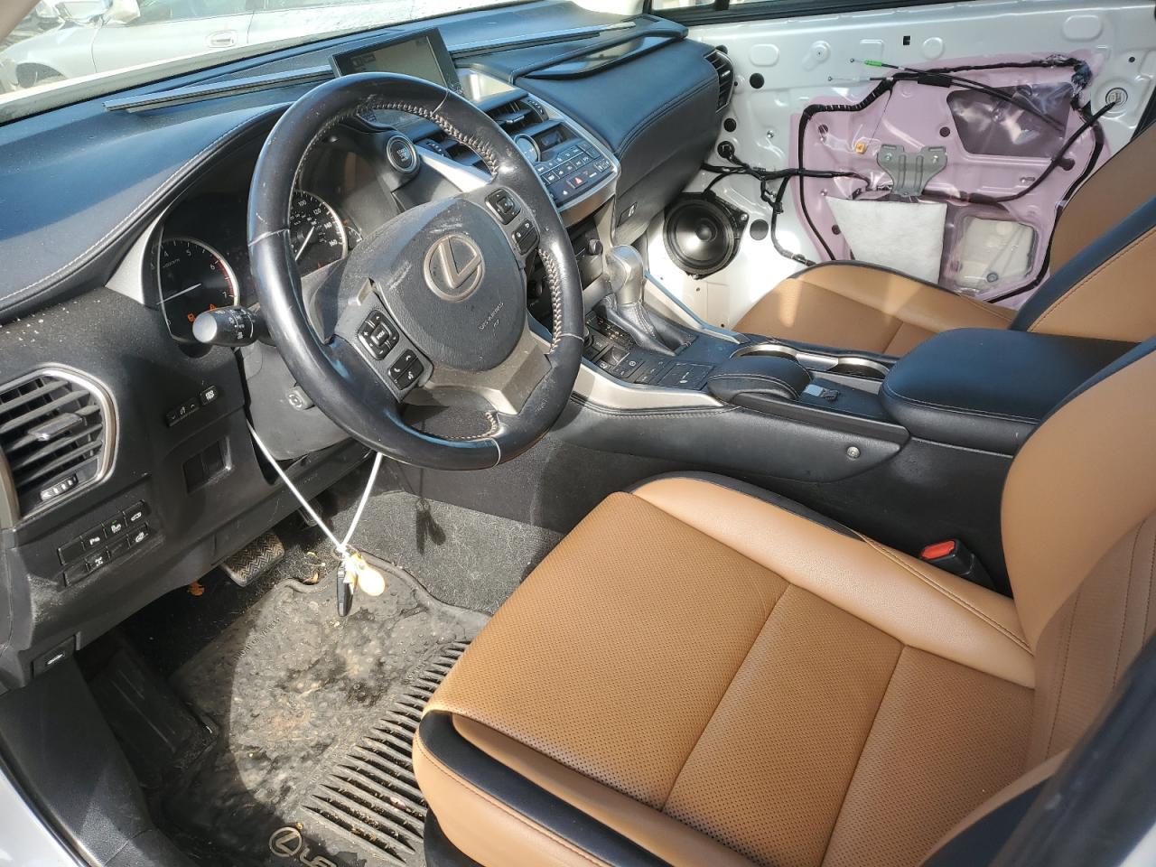 2016 LEXUS NX 200T BA - Фото 7