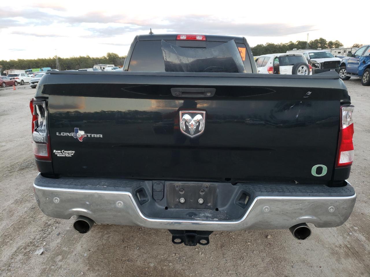 2015 RAM 1500 SLT - Image 6
