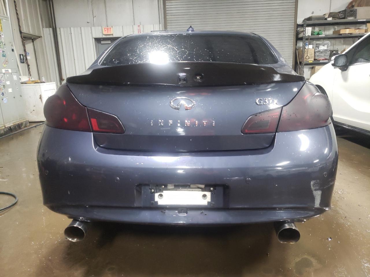 2012 INFINITI G37 - Image 6