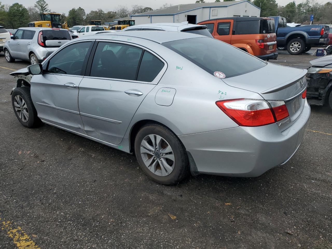 2014 HONDA ACCORD LX - Image 2