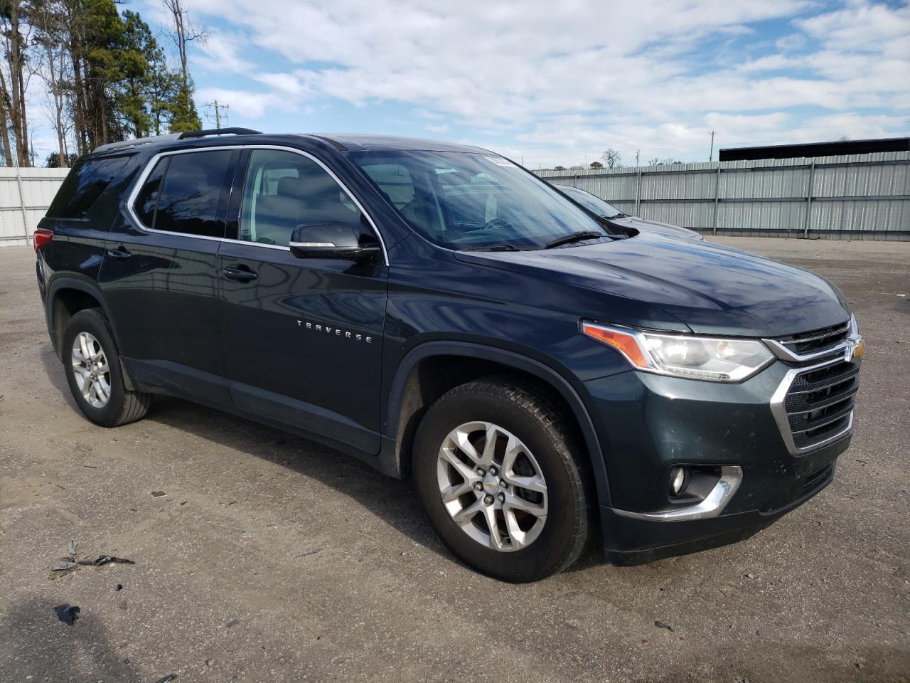 2018 CHEVROLET TRAVERSE L - Image 4