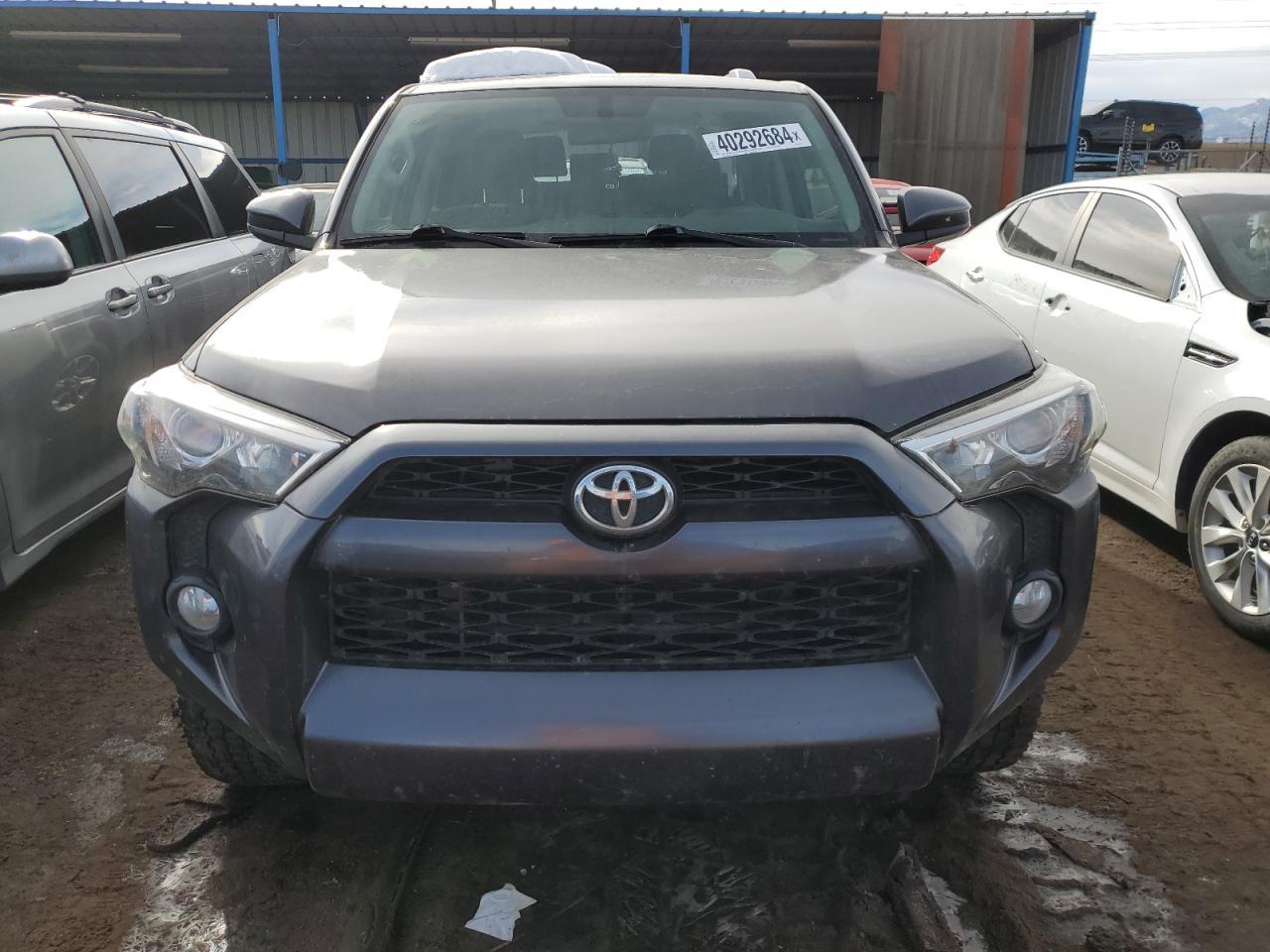 2017 TOYOTA 4RUNNER SR - Image 5