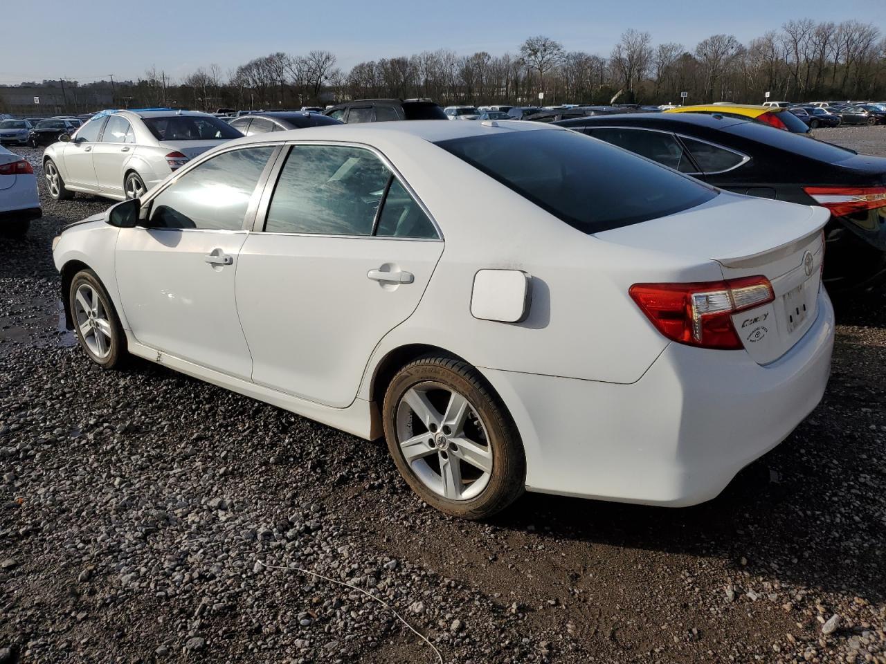 2012 TOYOTA CAMRY BASE - Фото 2