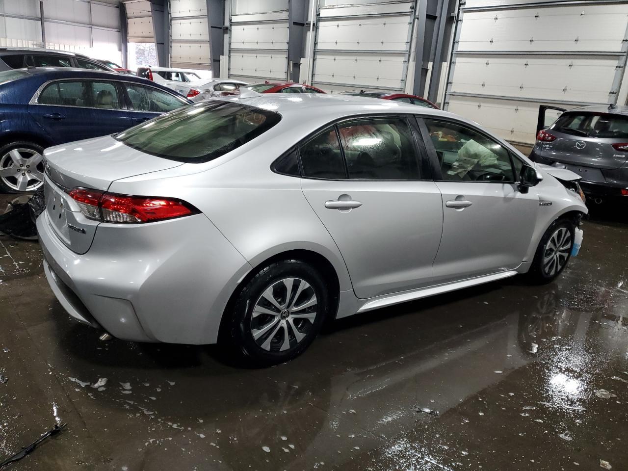 2020 TOYOTA COROLLA LE - Image 3